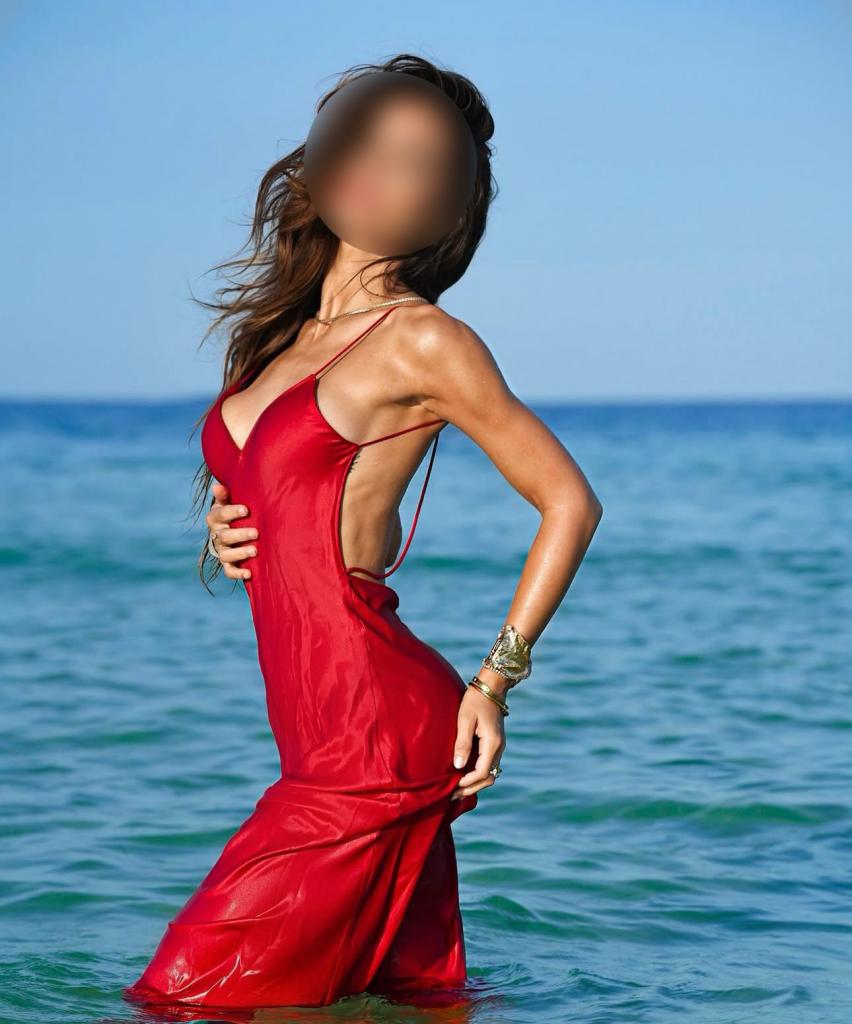 611257257: Chica busca chico en Cantabria