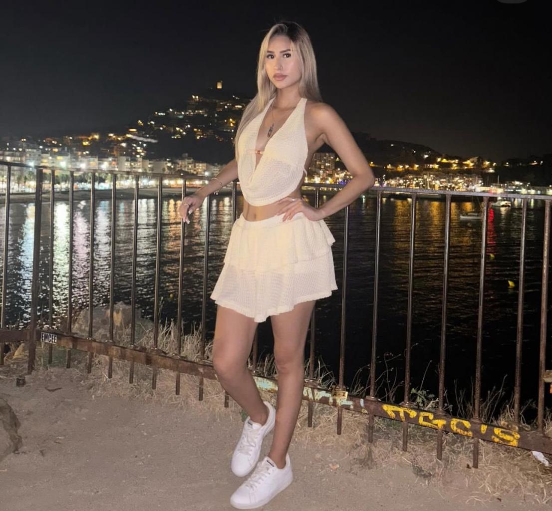 667672588: Chica busca chico en Lérida