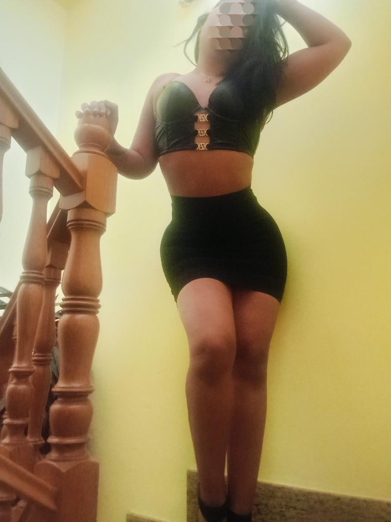 Chica busca chico en Cádiz: 