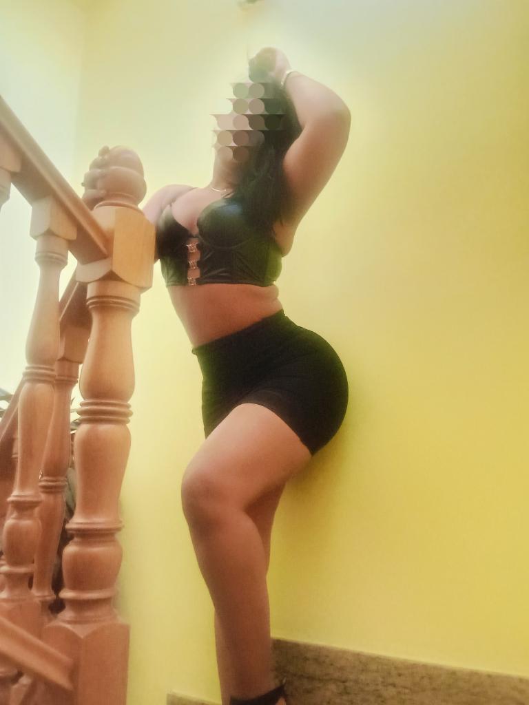 Chica busca chico en Cádiz: 