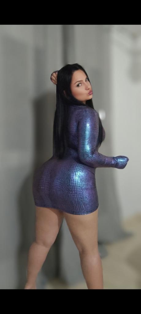 604194918: Chica busca chico en La Coruña