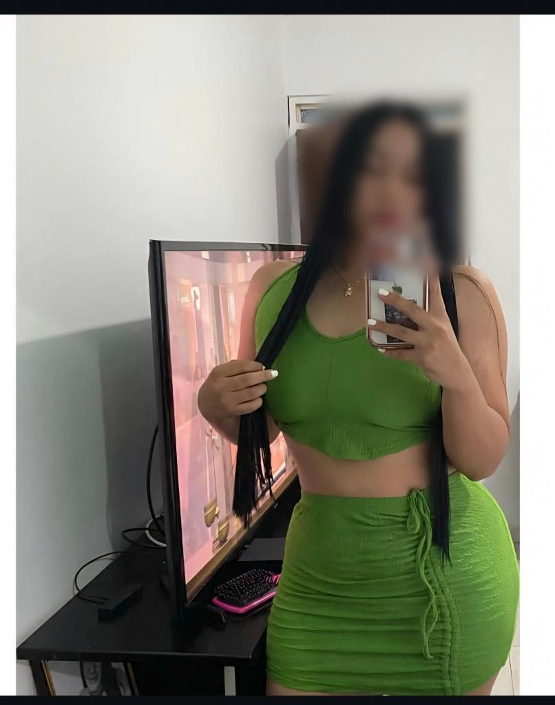 643040162: Chica busca chico en Valencia