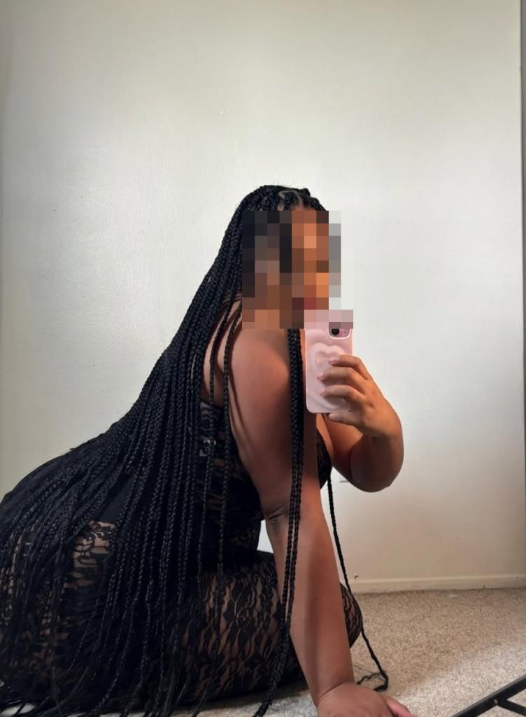 Chica busca chico en Huesca: 