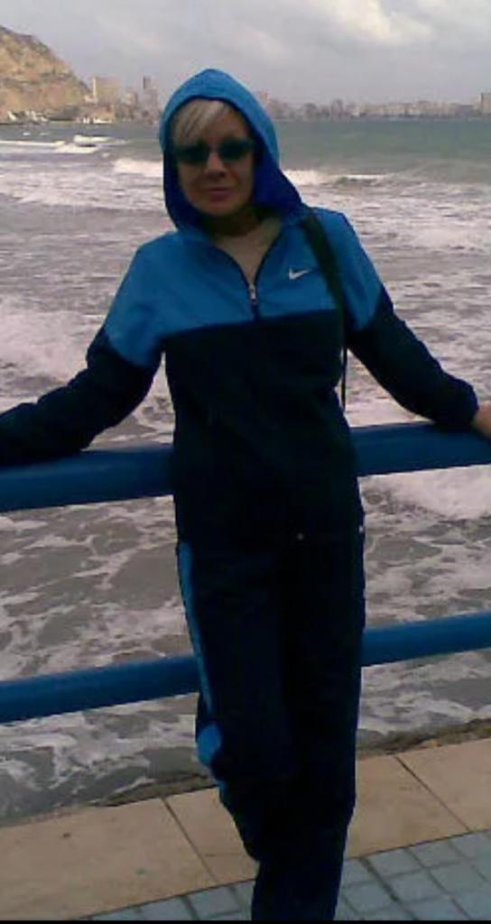 Chica busca chico en Alicante: 