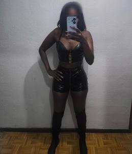 632948779: Chica busca chico en La Coruña