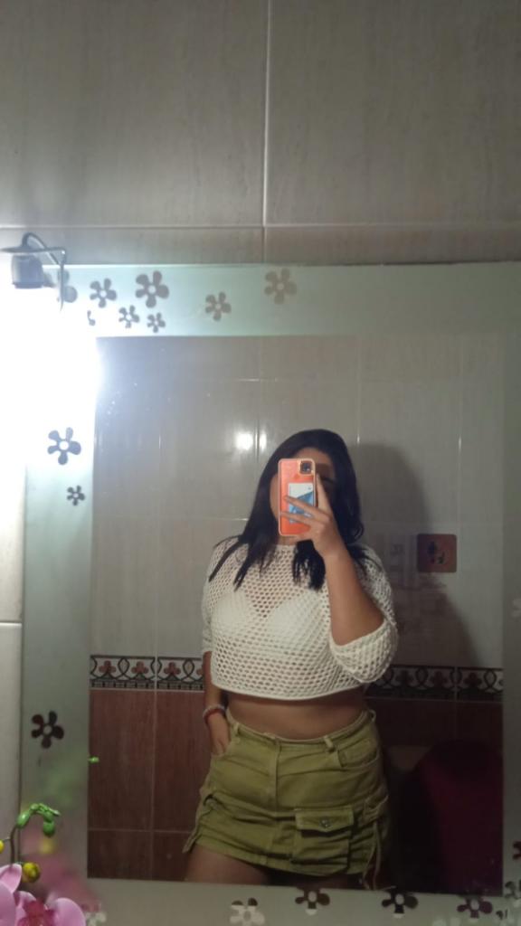 Chica busca chico en Tenerife: 