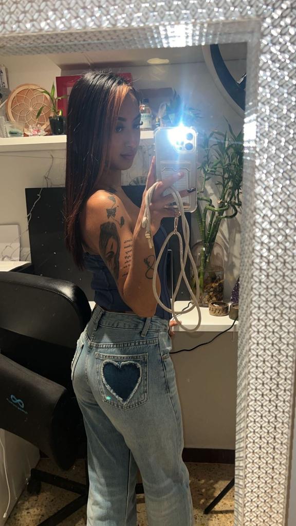 Chica busca chico en Barcelona: 