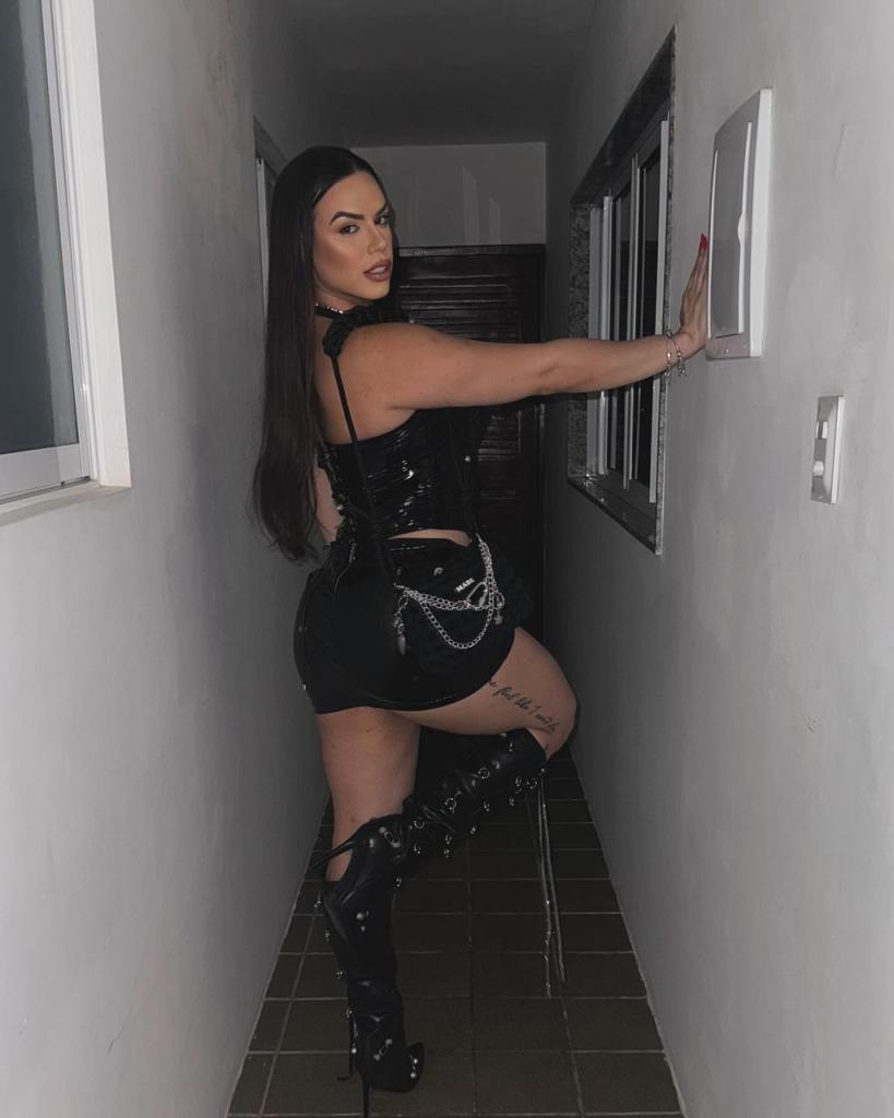 665245489: Travesti en Madrid