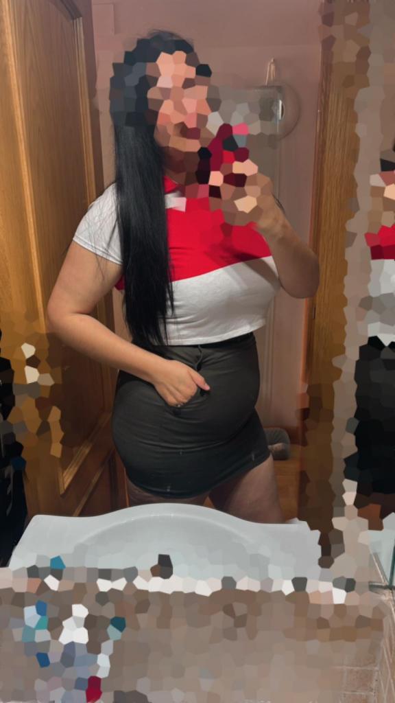 667583503: Chica busca chico en Madrid