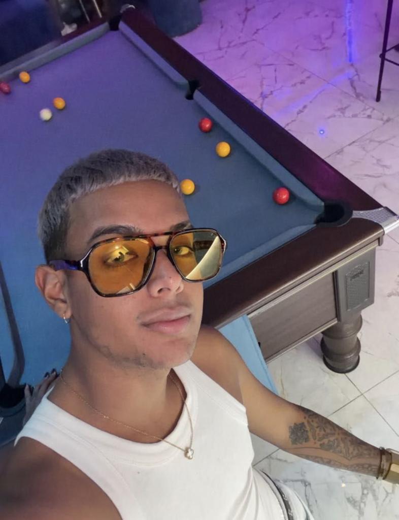 Chico busca chica en Málaga: 