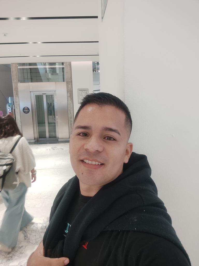 Chico busca chica en Castellón: 