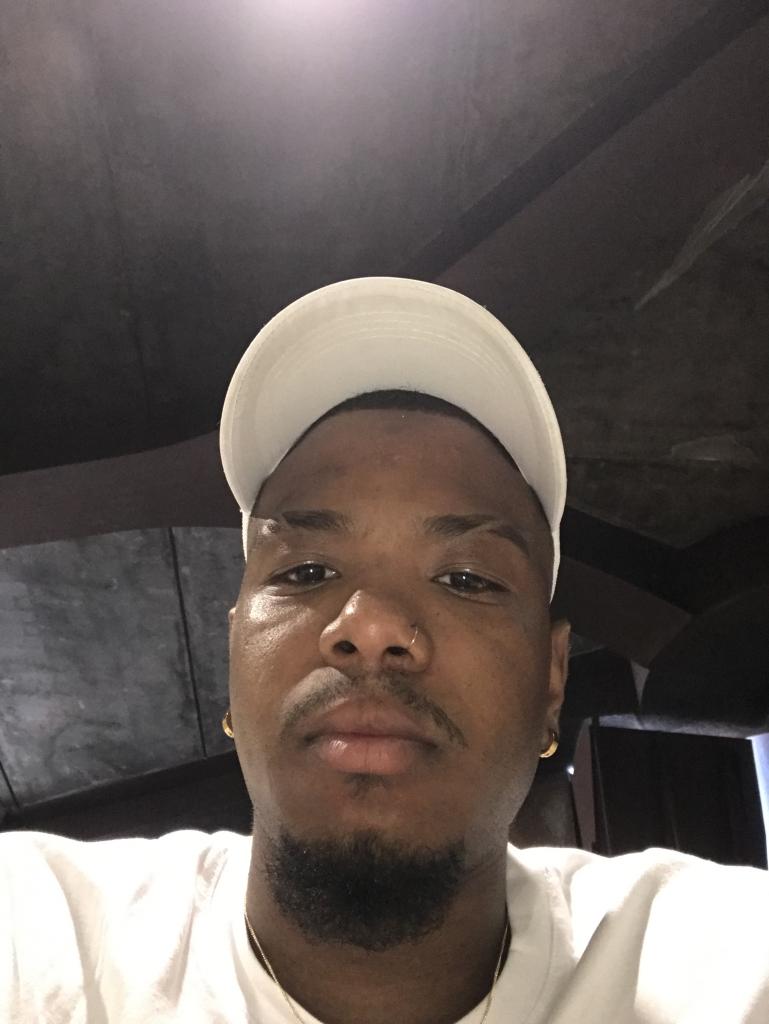 Chico busca chica en Asturias: 