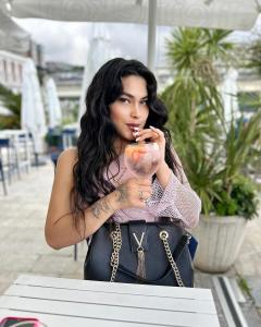 643556105: Travesti en Madrid