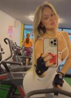 614531131: Chica busca chico en Sevilla