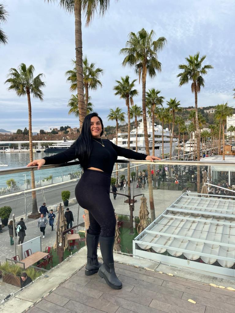 Chica busca chico en Tenerife: 
