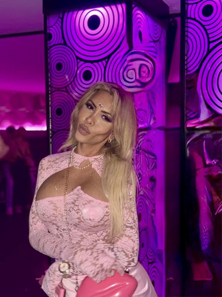 637074813: Transexual en Madrid