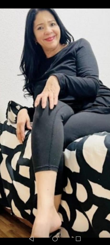 613411472: Chica busca chico en Alicante
