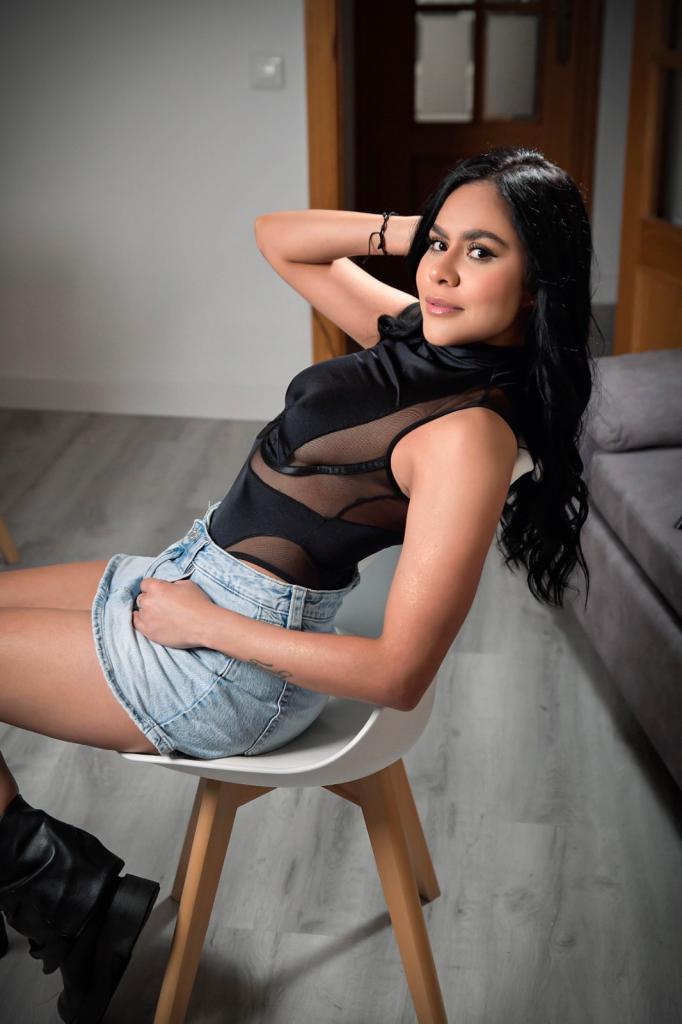 Chica busca chico en Alicante: 