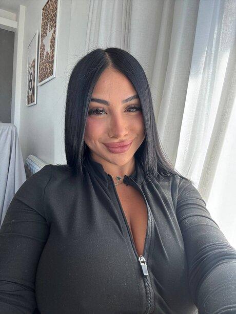 Chica busca chico en Sevilla: 
