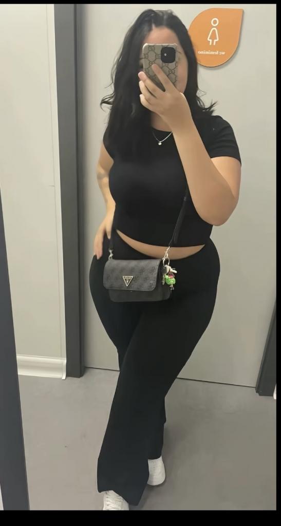 Chica busca chico en Cádiz: 