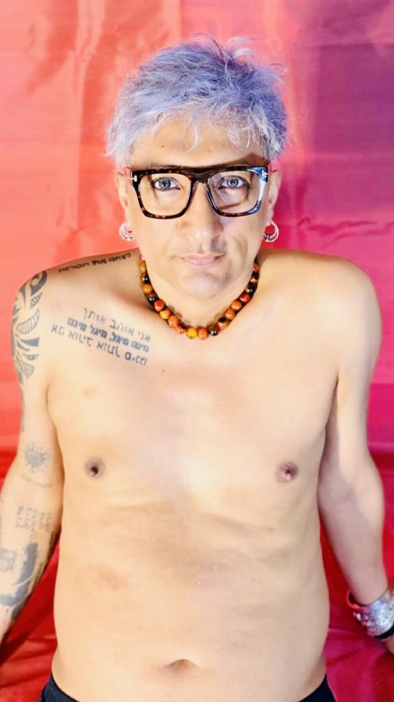 608259318: Chico busca chica en Barcelona