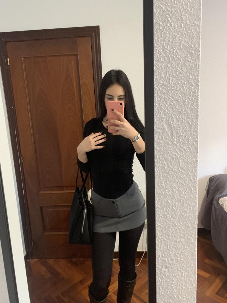 Chica busca chico en Tenerife: 