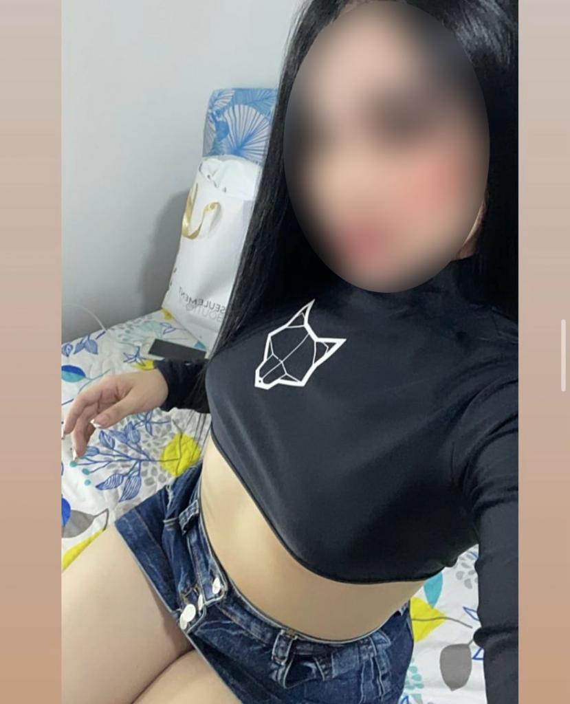 Chica busca chico en Tenerife: 