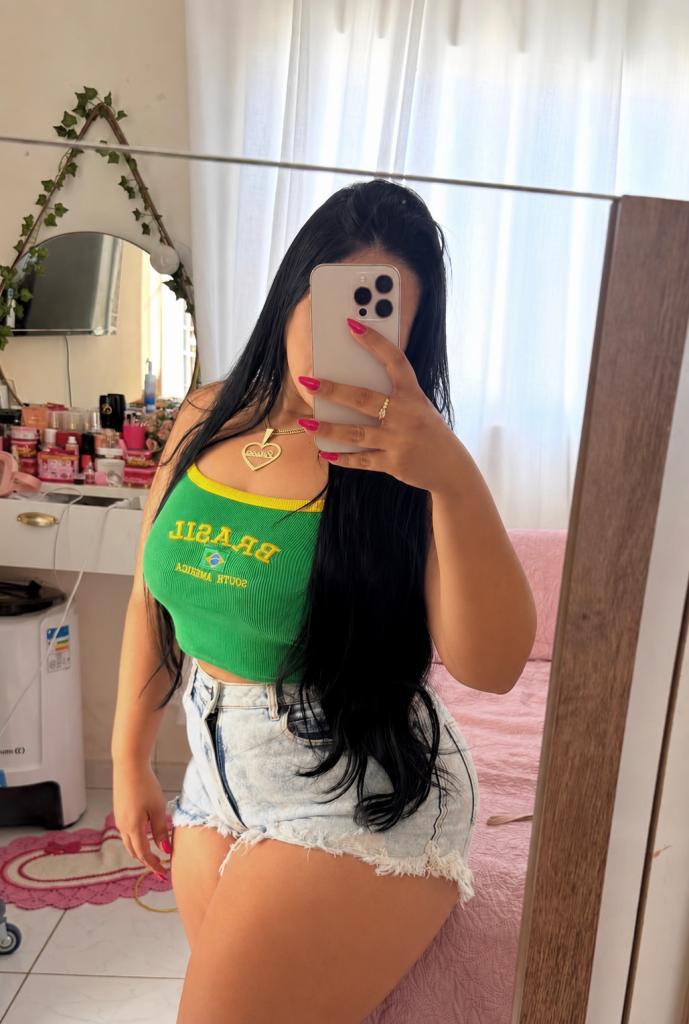 Chica busca chico en Granada: 
