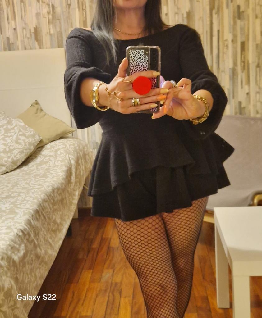 674831312: Chica busca chico en Pontevedra