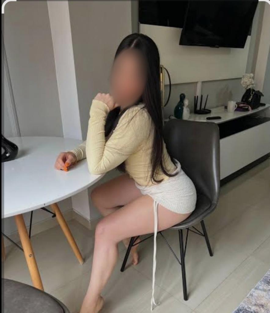 Chica busca chico en Sevilla: 