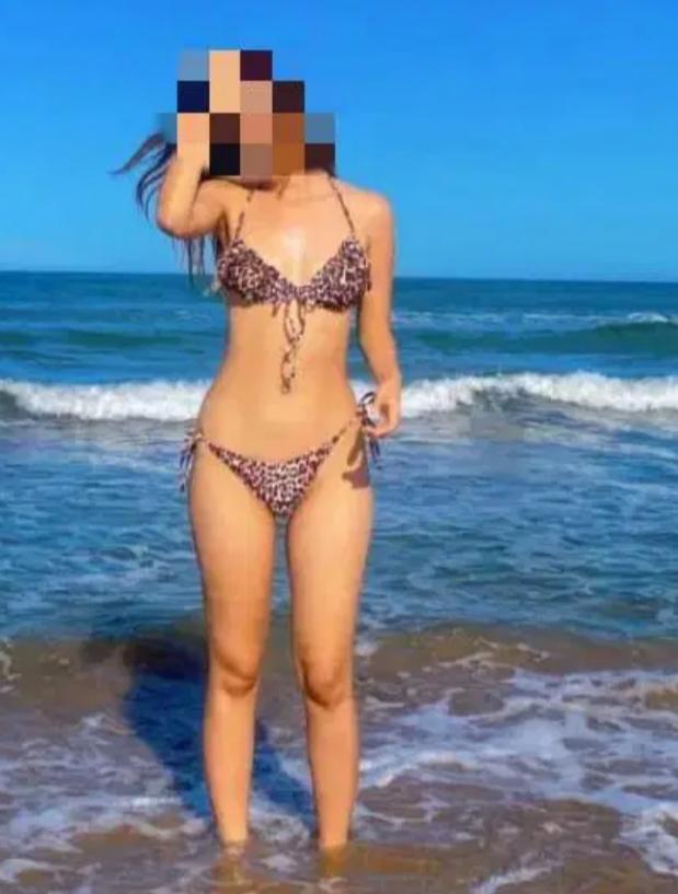 Chica busca chico en Cádiz: 