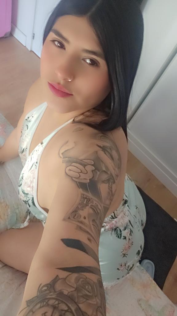Chica busca chico en Cádiz: 