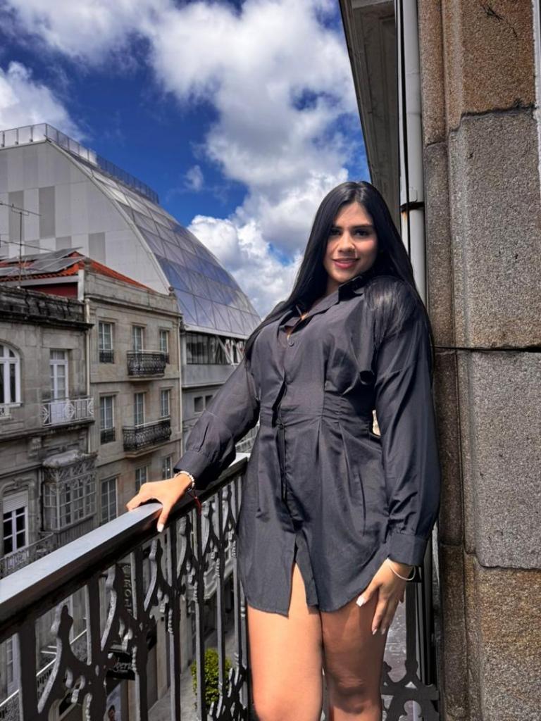 624856411: Chica busca chico en Ibiza
