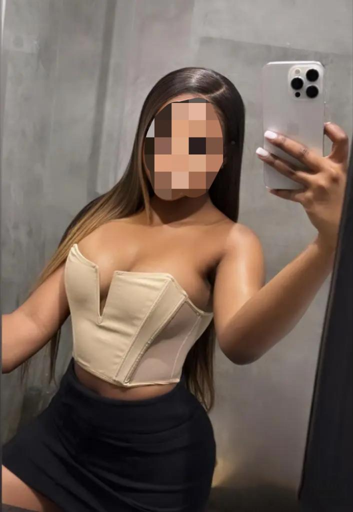 Chica busca chico en Cádiz: 