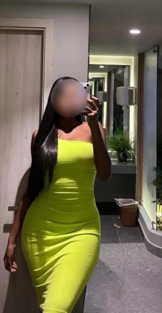611319789: Chica busca chico en Cádiz