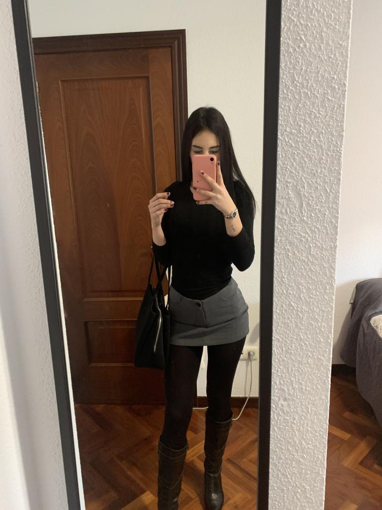 Chica busca chico en Tenerife: 