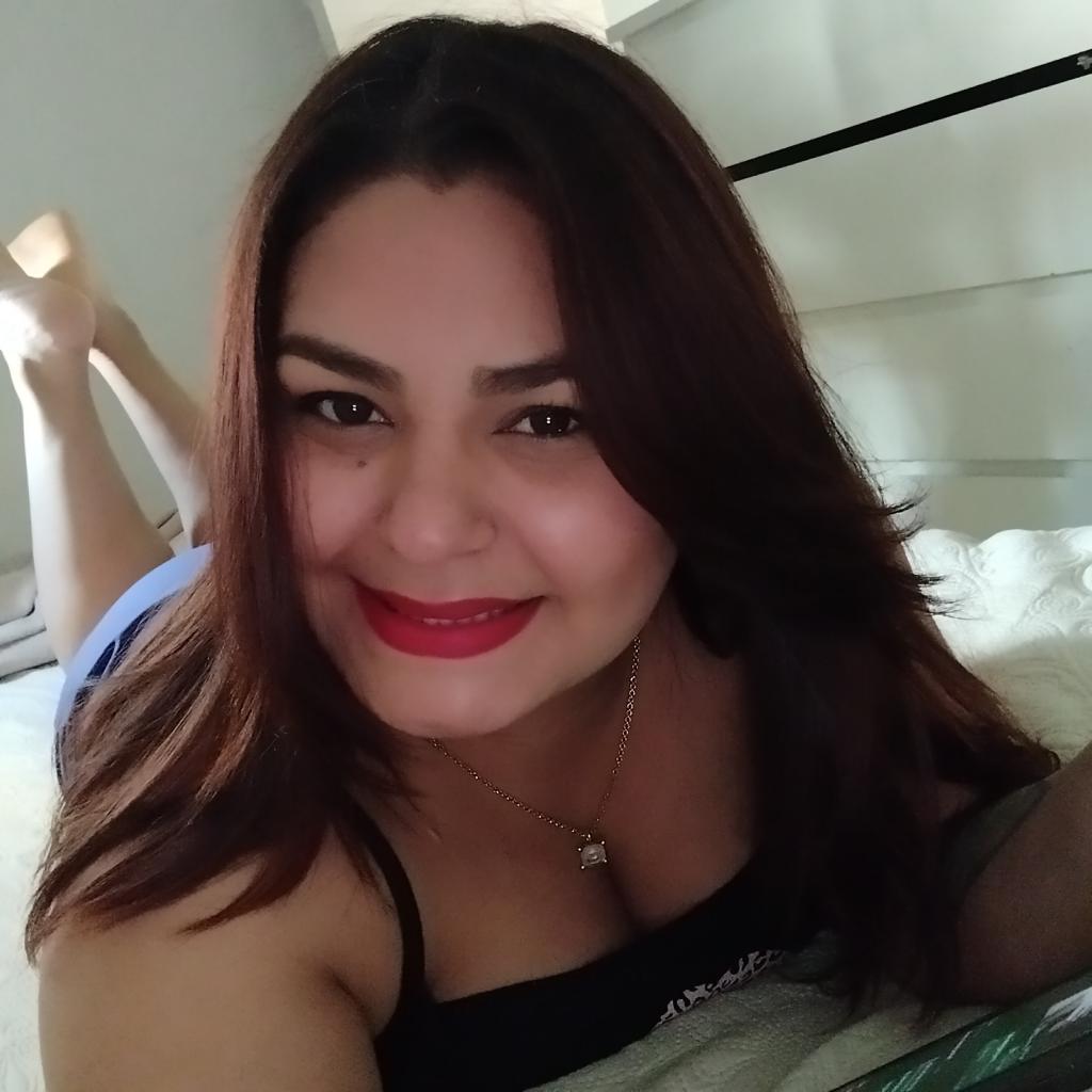 611600474: Chica busca chico en La Coruña