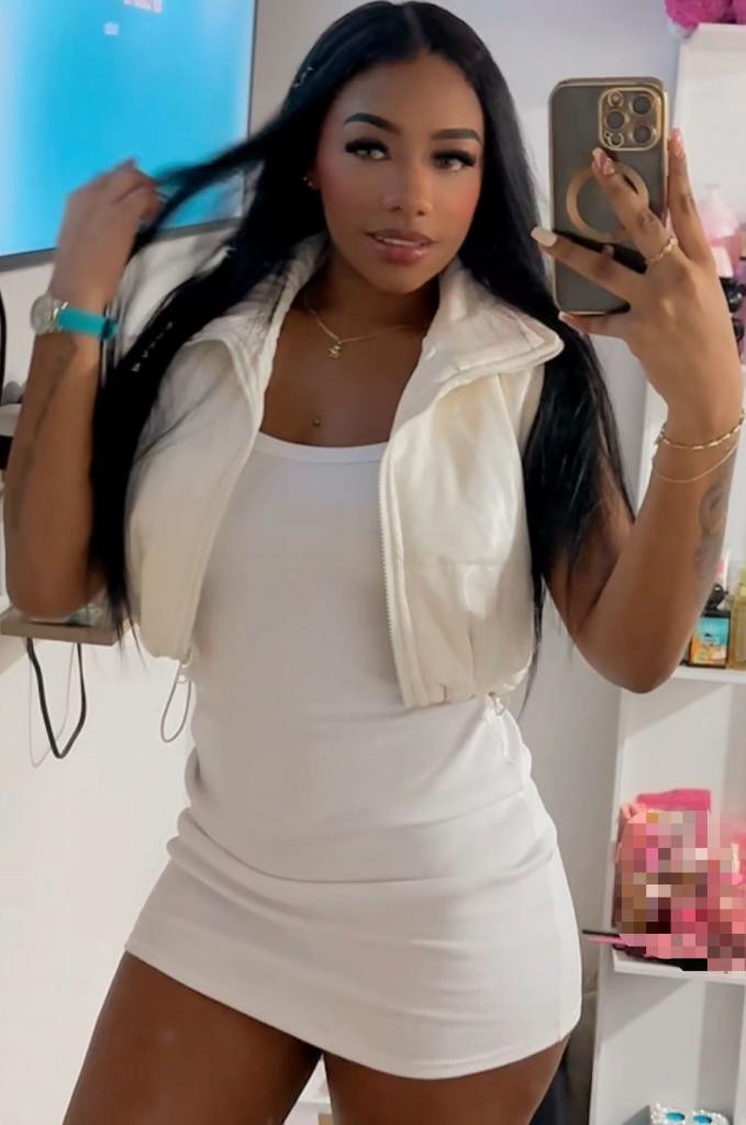 Chica busca chico en Alicante: Chica busca chico