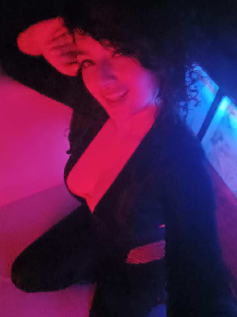 Chica busca chico en Lérida: 