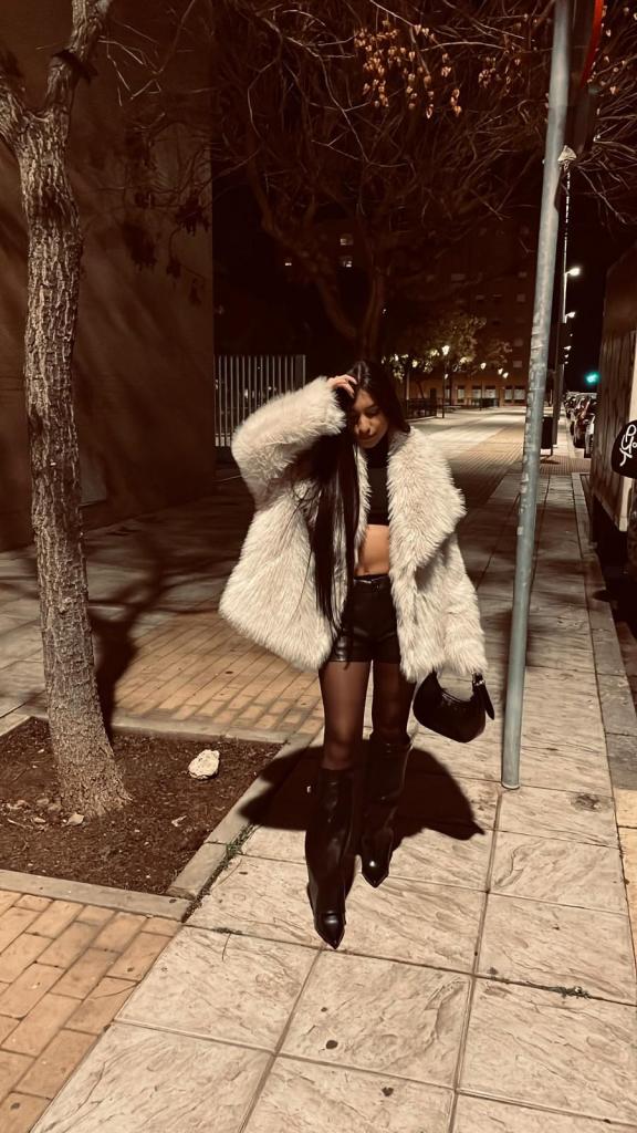 Chica busca chico en Sevilla: 