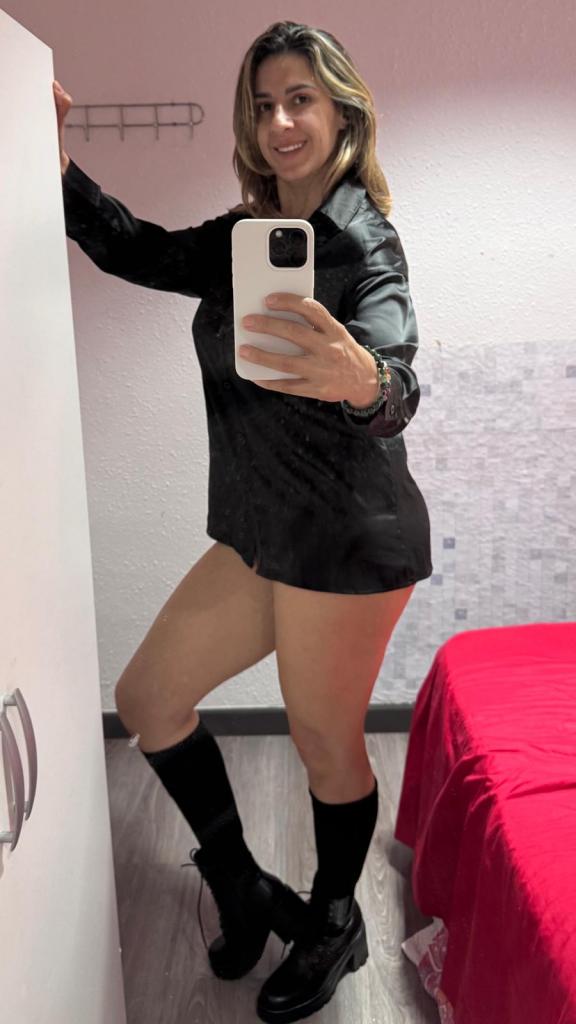 Chica busca chico en Granada: 