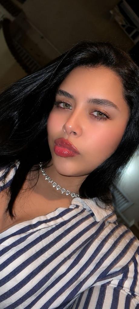 744792543: Chica busca chico en Alicante