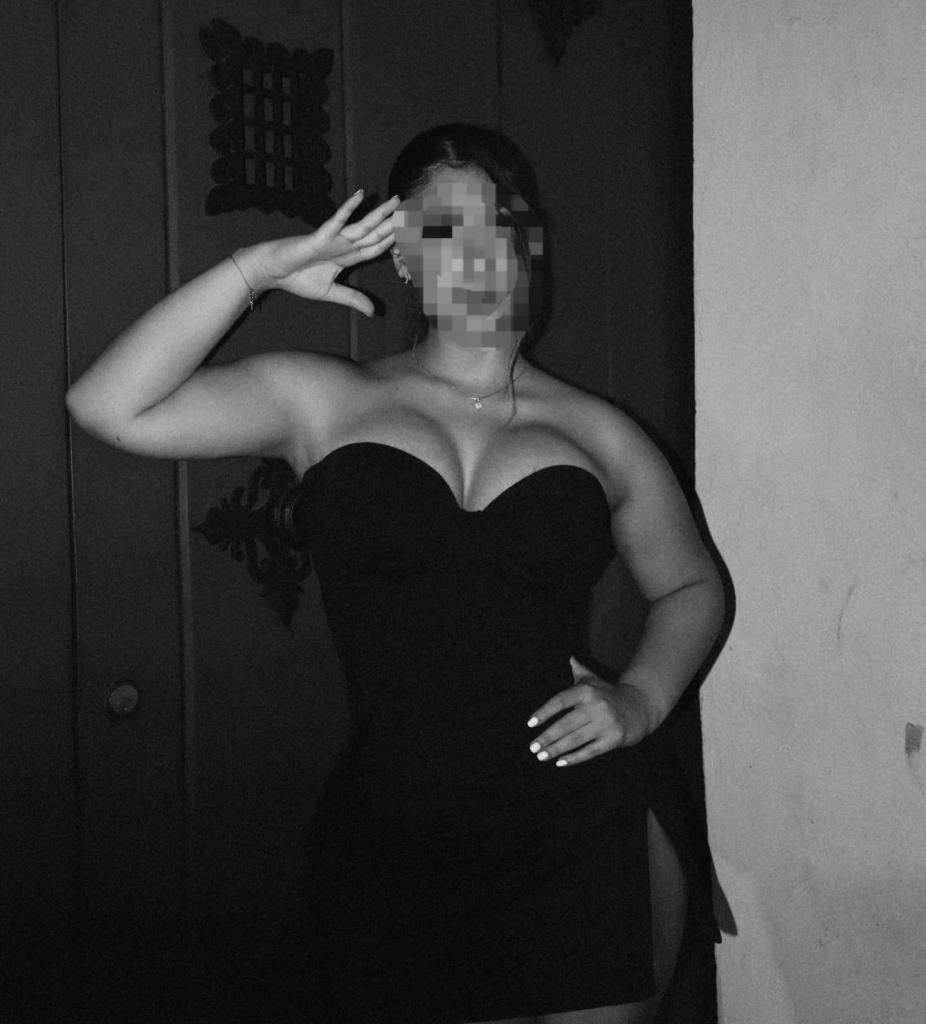 607896259: Chica busca chico en Madrid