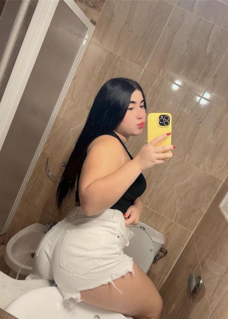 Chica busca chico en Granada: Chica busca chico