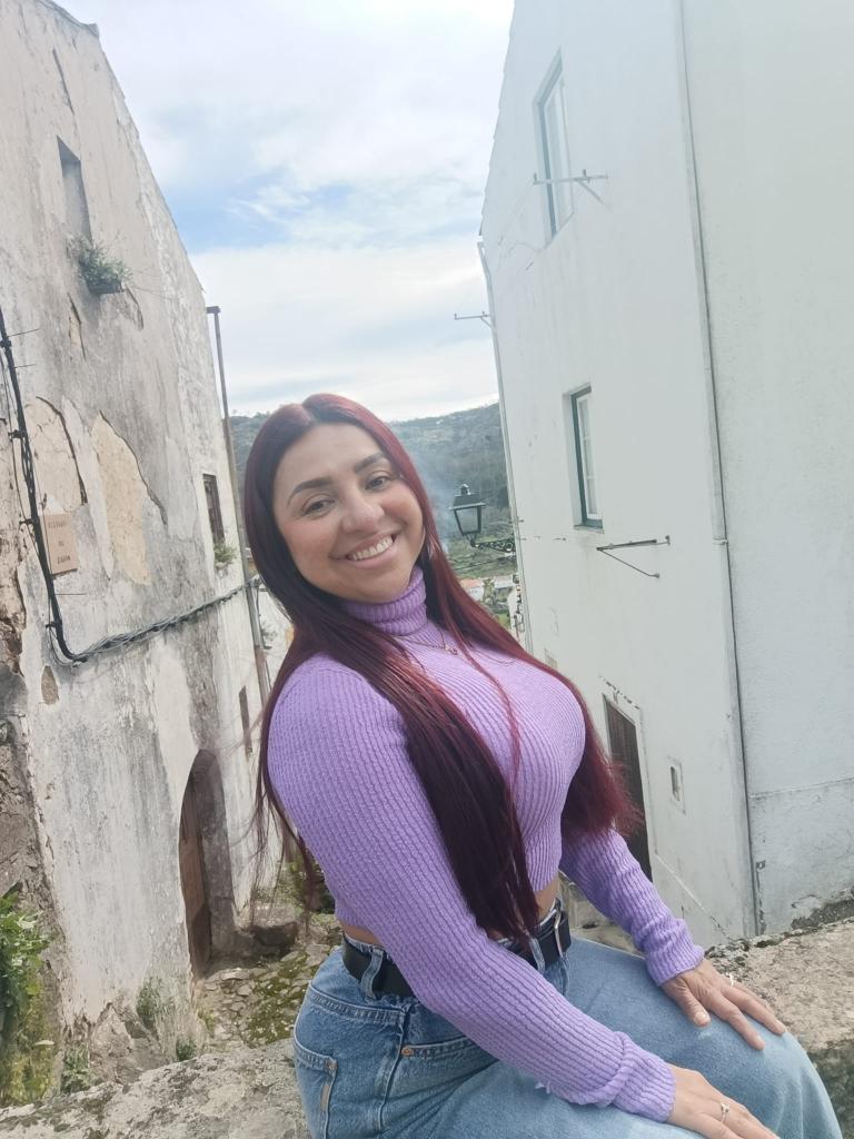 Chica busca chico en Tarragona: Chica busca chico