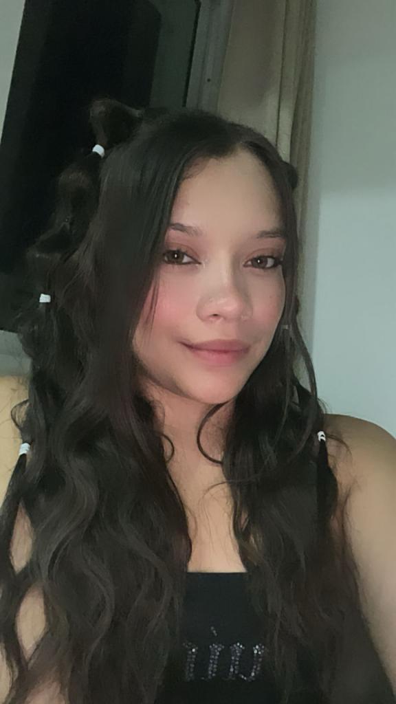 631806401: Chica busca chico en Alicante