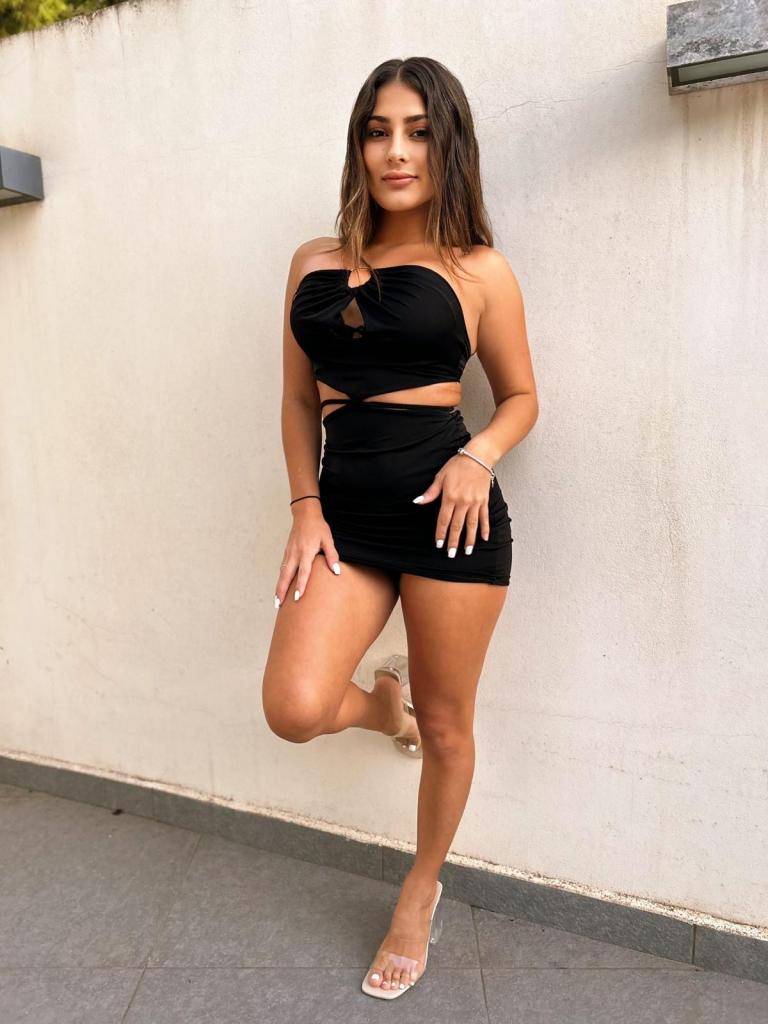 Chica busca chico en Ibiza: 