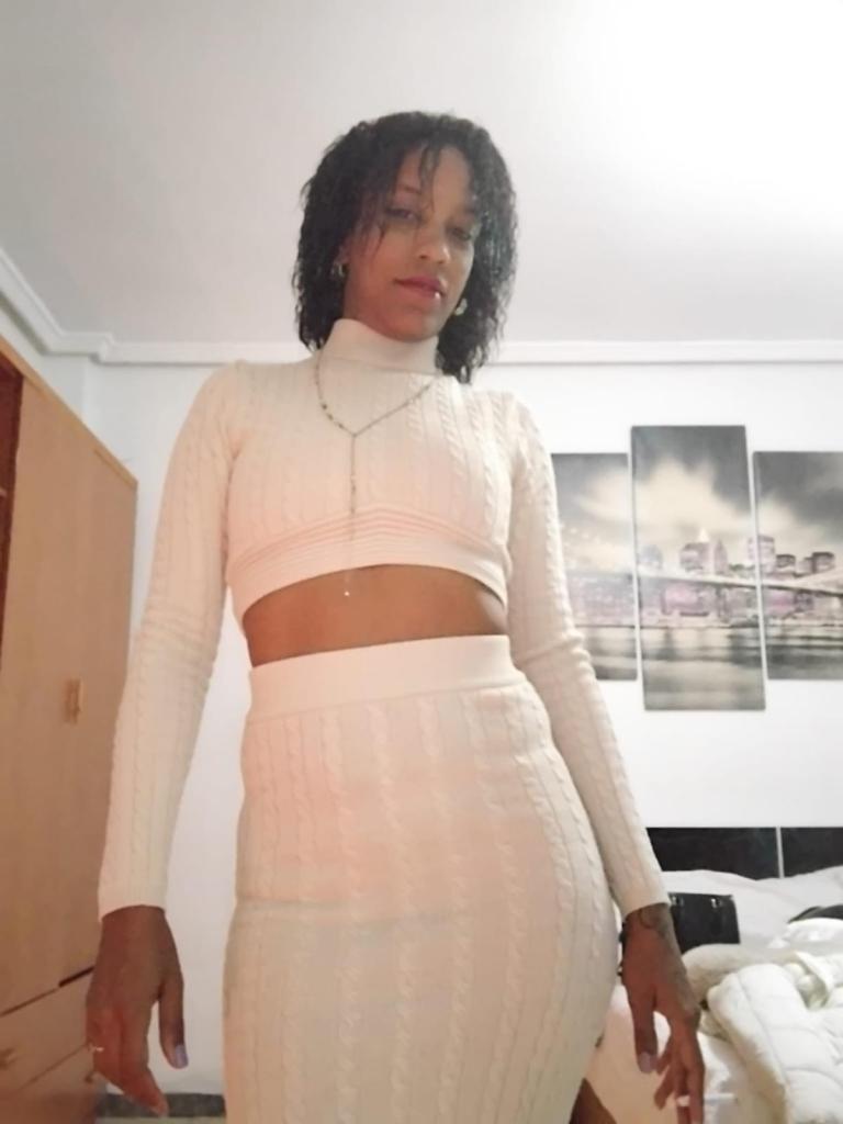 631685859: Chica busca chico en Salamanca