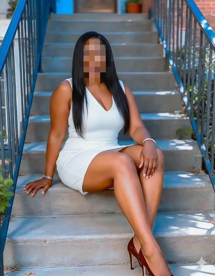 Chica busca chico en Almería: 
