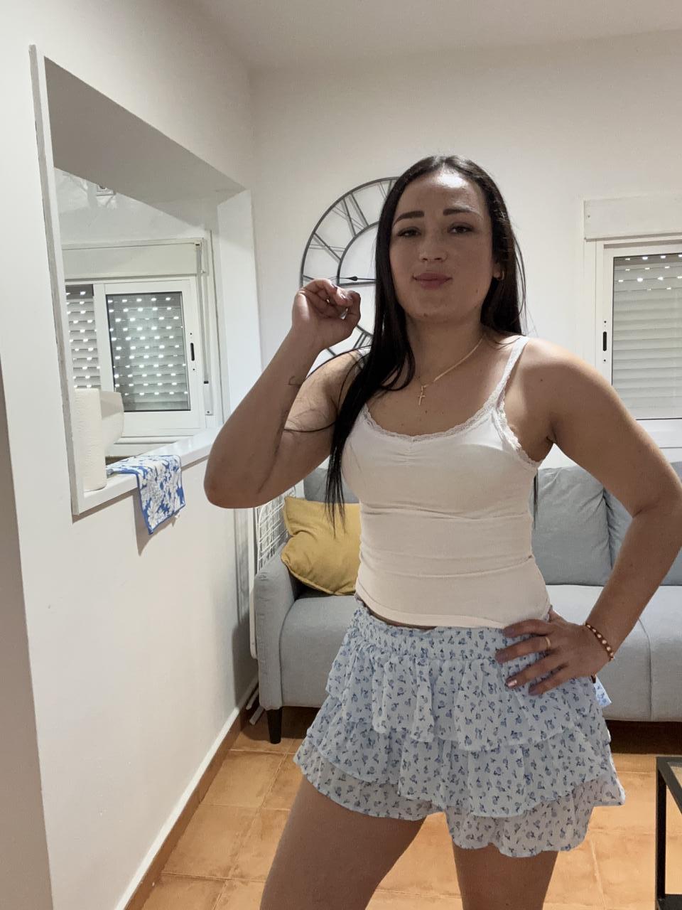 Chica busca chico en Cádiz: 